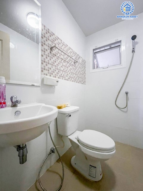 *****ทาวน์เฮ้าส์มือสองย่านนนทบุรี ม.ศุภาลัยพรีโม่ วงแหวนปิ่นเกล้า-พระราม5 บนเนื้อที่ 20.1 ตร.ว. ฟังก์ชัน 3 ห้องนอน 2 ห้องน้ำ 2 ที่จอดรถ แถมฟรี! 2 เครื่องปรับอากาศ 1 เครื่องทำน้ำอุ่น บ้านสวย บนทำเลดี เชื่อมต่อถ.กาญจนาภิเษก ใกล้ทางด่วน "ศรีรัช" และรถไฟฟ้าสายสีม่วง "สถานีตลาดบางใหญ่"